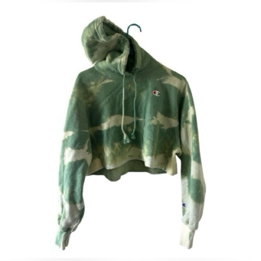 Champion Bleach Dyed Cropped Hoodie – Size Medium